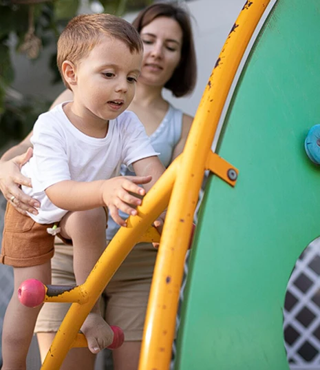 Küçük Adımlar, <b>Büyük Hayaller</b>